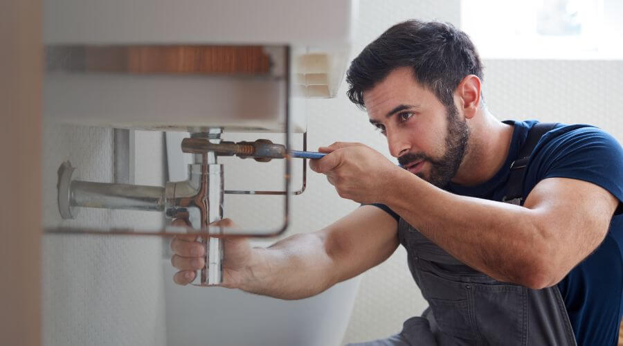 Professional sink repair services in Madrid, NE